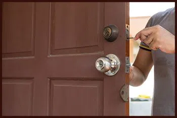 Locksmith Solution Services San Dimas, CA 909-252-7136 Locksmith Solution Services San Dimas, CA 909-252-7136